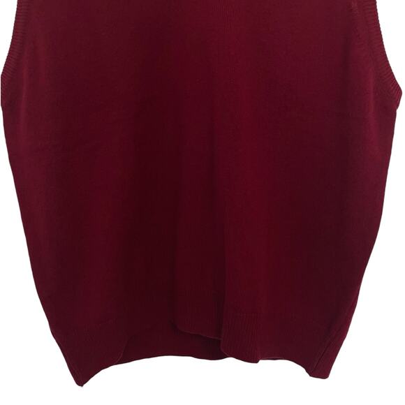 Vintage LL Bean Mens Wool Sweater Vest V-Neck Classic Red Made In USA Size XL - Picture 3 of 8